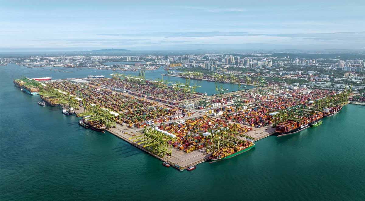 Puerto de Singapur. Envíos de China al Sudeste Asiático