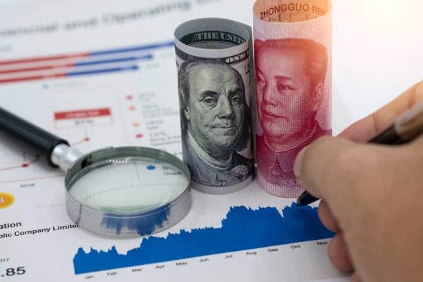 Financial chart with US dollar and Chinese yuan representing shipping cost analysis between China and the US.