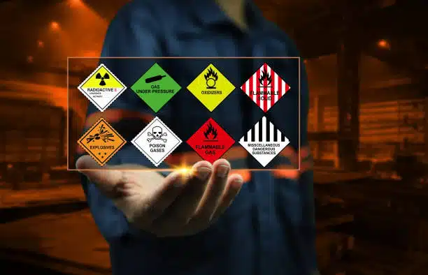 Inspection of dangerous goods labels for DG shipment compliance