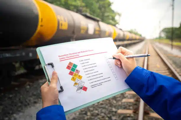 Safety checklist for hazardous materials shipment by rail
