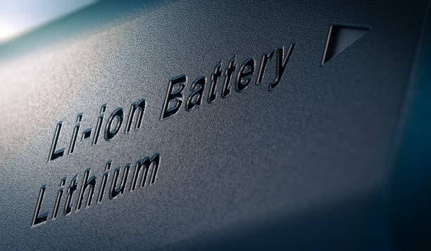 Lithium-ion battery identification label for shipping and handling