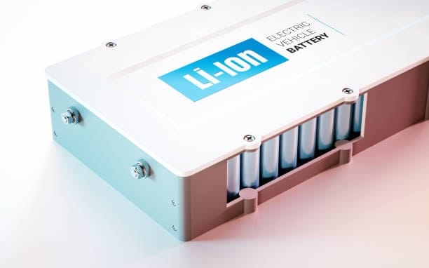 Lithium-ion battery for electric vehicles prepared for transport